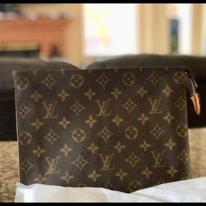 “Authentic Louis Vuitton Toiletry 26”
